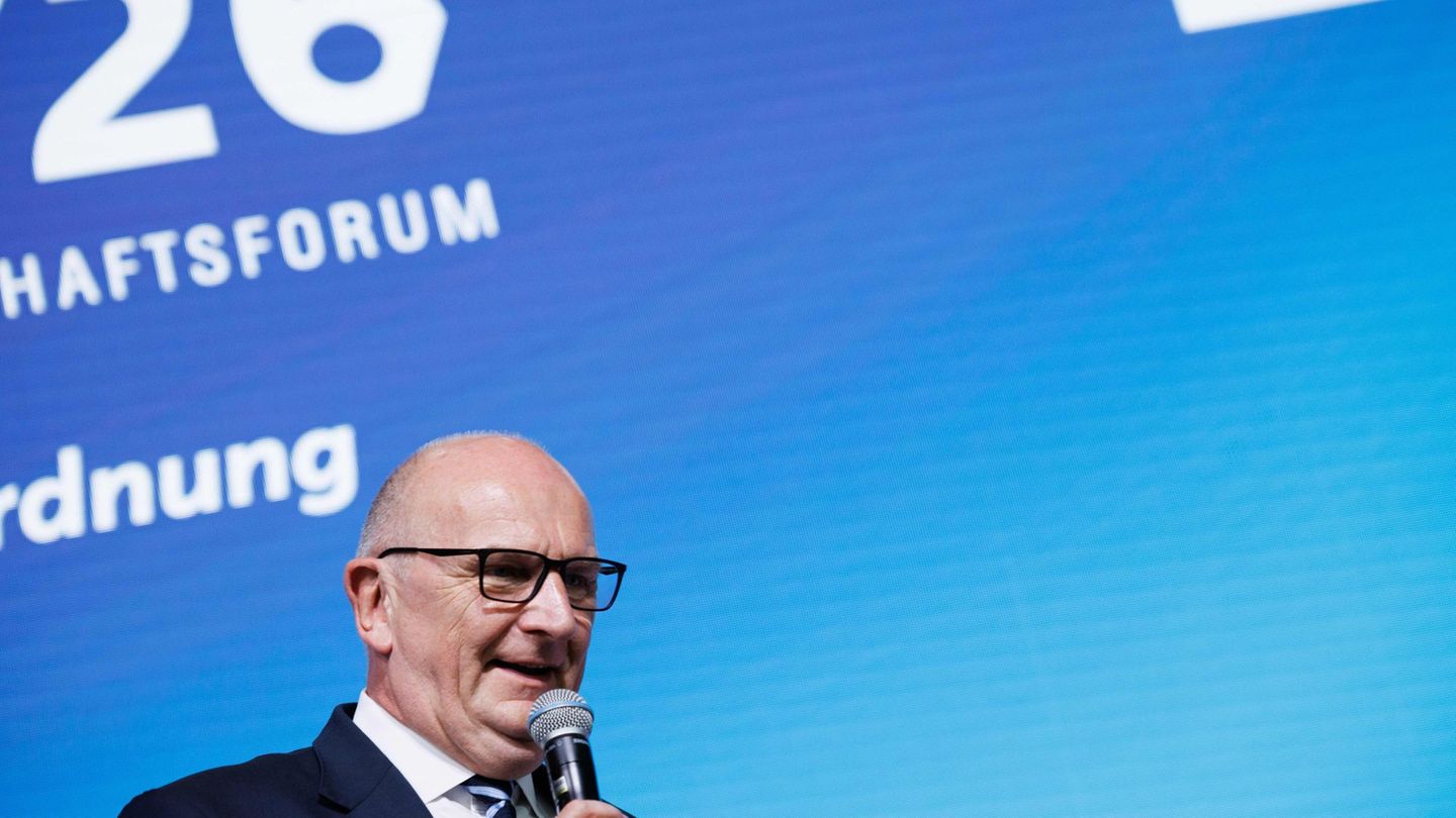 Brandenburgs Ministerpräsident Dietmar Woidke (SPD) hat sich zu seiner politischen Zukunft geäußert. (Archivbild) Foto: Carsten