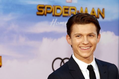 Vor allem, aber nicht nur als Marvel-Held „Spider-Man“ bekannt: der britische Schauspieler Tom Holland.