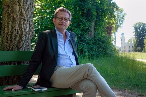 Ein bevorzugtes Genre von Florian Illies: die unterhaltsam-tiefgründige Biografie. Foto: Maximilian Specht/dpa