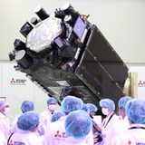 Japanischer Satellit bei einer Pressevorführung