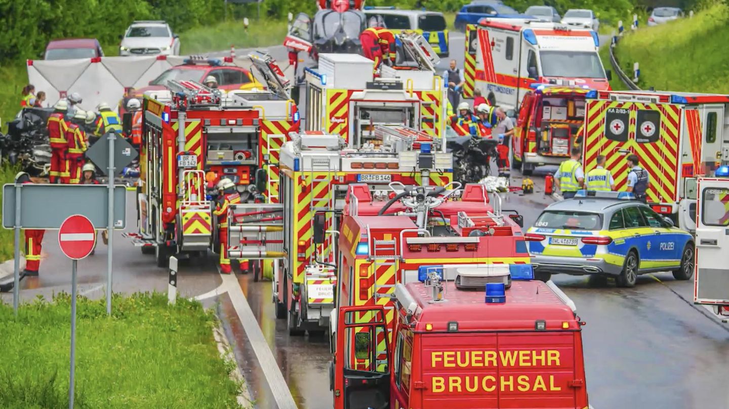 Zwei Tote bei Karlsruhe: Unwetter über Deutschland: Starkregen trifft mehrere Bundesländer