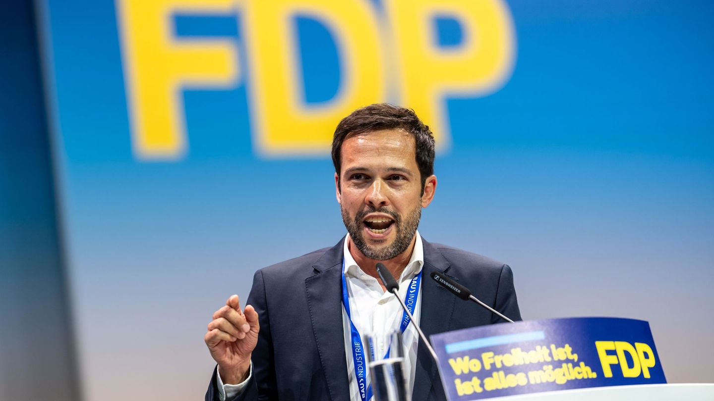 Macht sich die Brandmauer nicht zu eigen: FDP-Generalsekretär Martin Hagen. Foto: Michael Kappeler/dpa