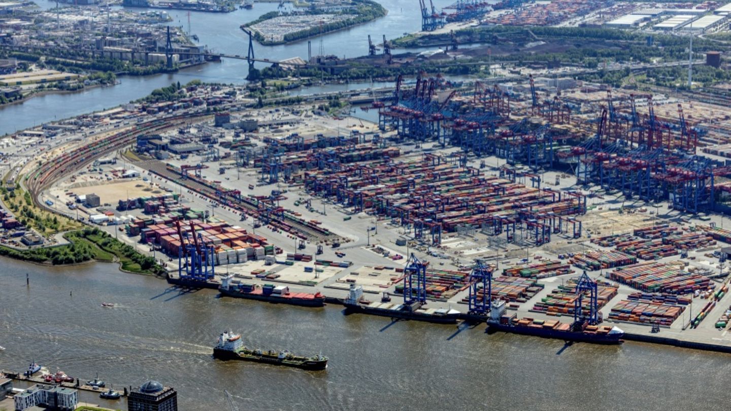 Schiffe in Hamburger Hafen