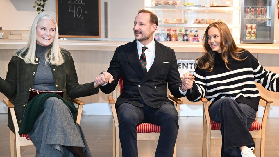 Mette-Marit mit Hakkon und Tochter Ingrid Alexandra
