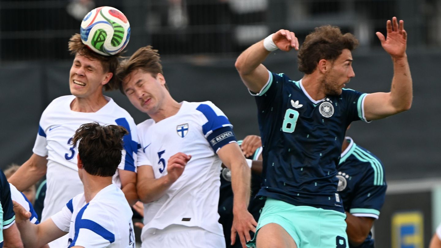 Die DFB-Reserve tat sich im Trainingskick gegen Finnland schwer. Foto: Federico Gambarini/dpa