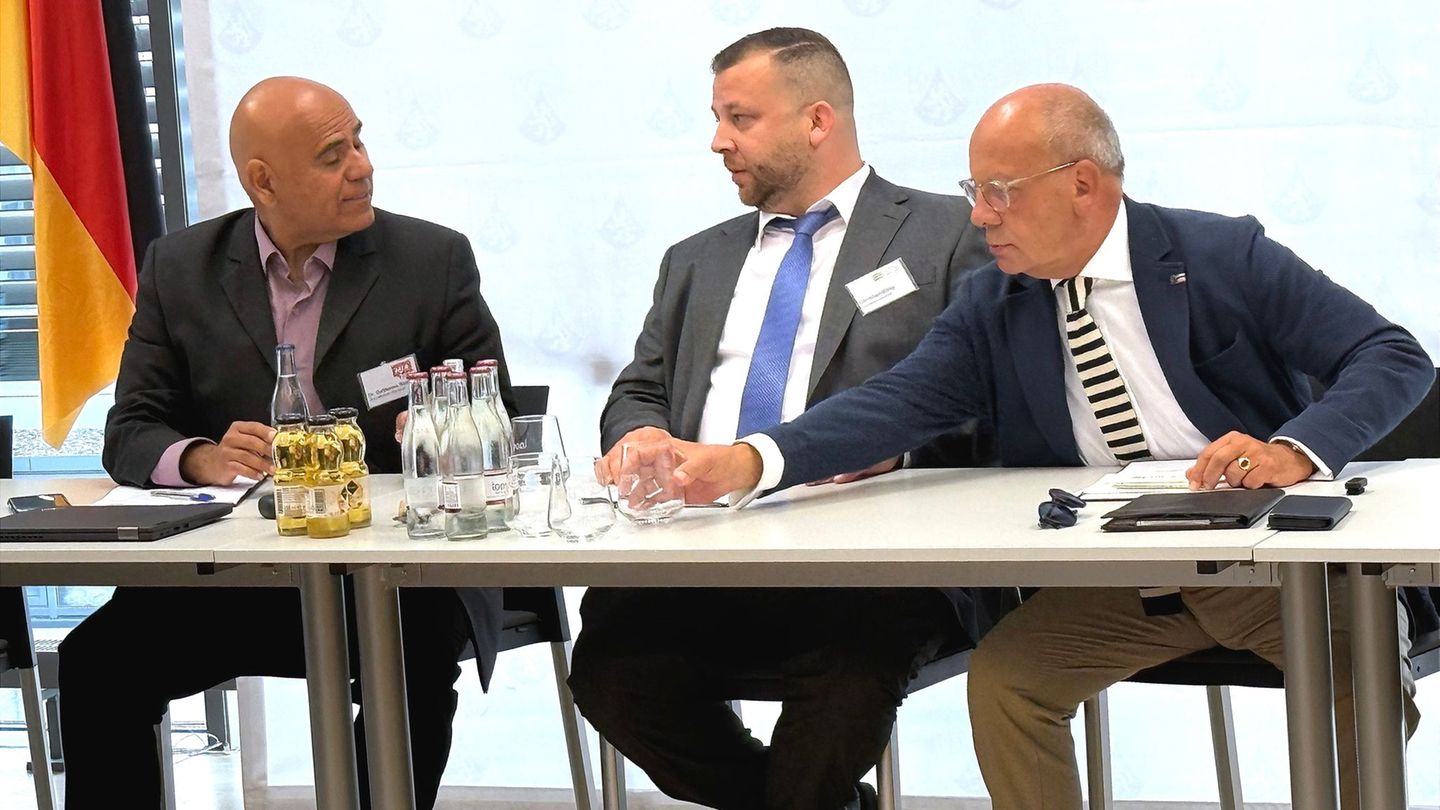 Die Verantwortlichen der Melde- und Informationsstelle Antiziganismus (MIA) wollen die Schulen mehr in die Aufklärungsarbeit mit