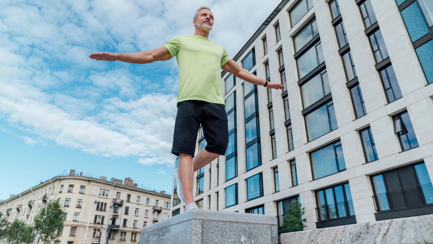 Körperbeherrschung: Dieses Mini-Workout verbessert Ihr Gleichgewicht im Nu