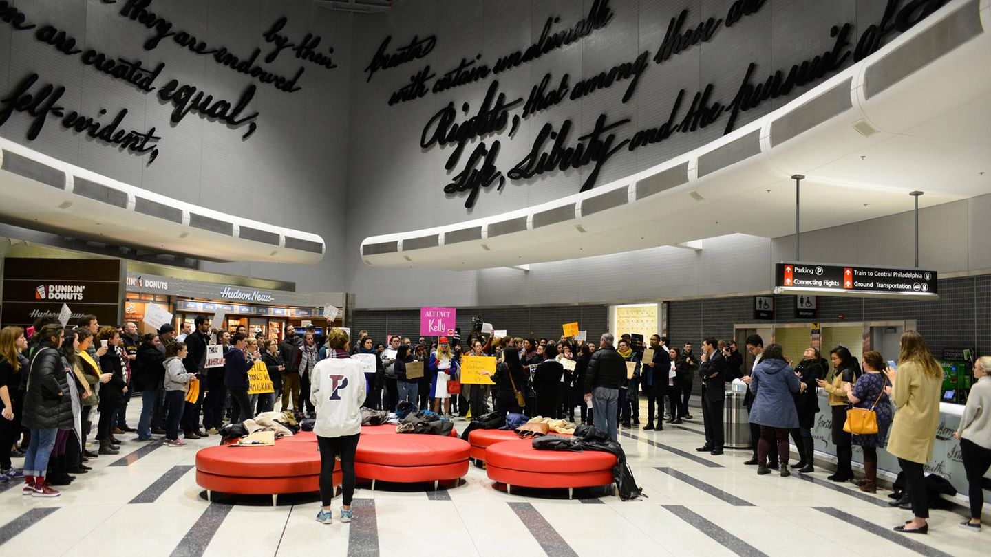 Flughafen Philadelphia, USA: 4,1