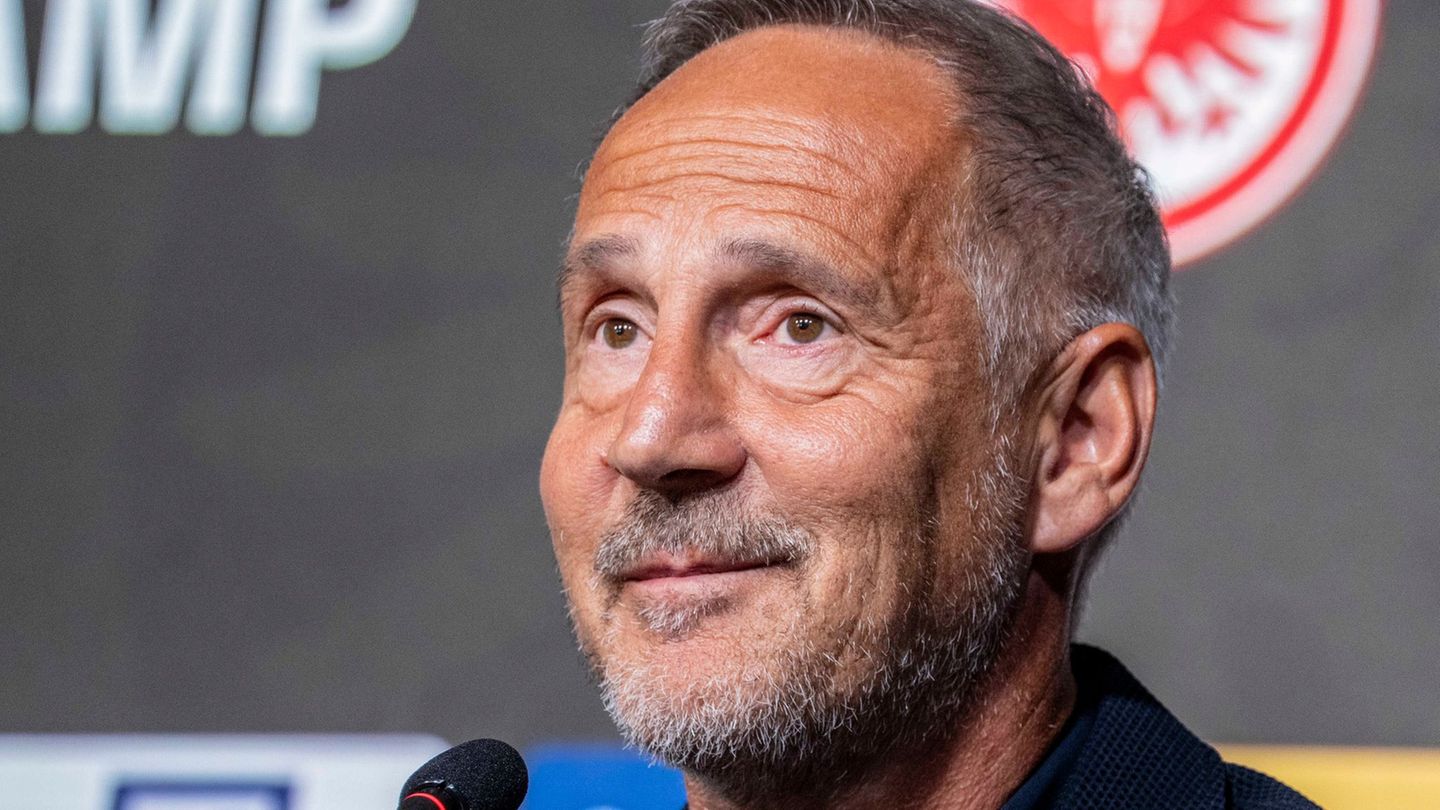Adi Hütter will Eintracht Frankfurt auf den Erfolgsweg zurückführen. Foto: Andreas Arnold/dpa