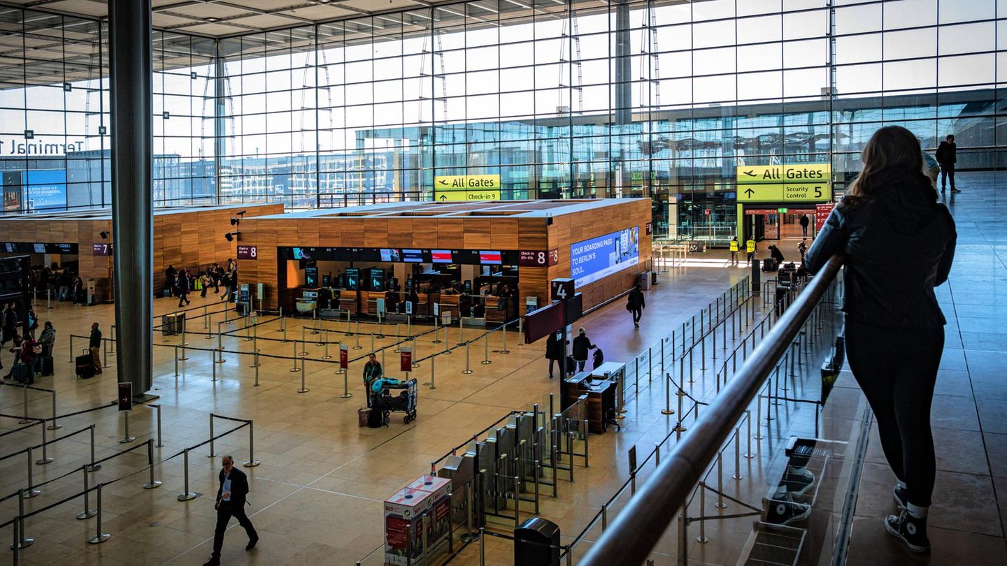 Flughafen Berlin-Brandenburg, Deutschland
