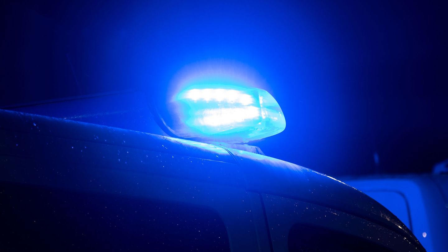 Bei der nächtlichen Spritztour verursachte der 15-Jährige einen hohen Sachschaden. (Symbolbild) Foto: Sarah Knorr/dpa