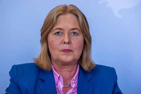 Bundesarbeitsministerin Bas schildert, wie sie mit Anfeindungen umgeht. (Archivbild) Foto: Jens Büttner/dpa