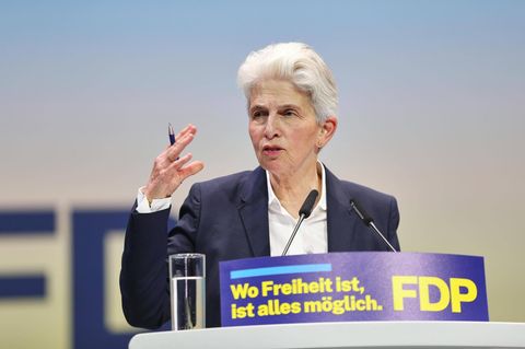 Marie-Agnes Strack-Zimmermann