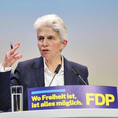 Marie-Agnes Strack-Zimmermann