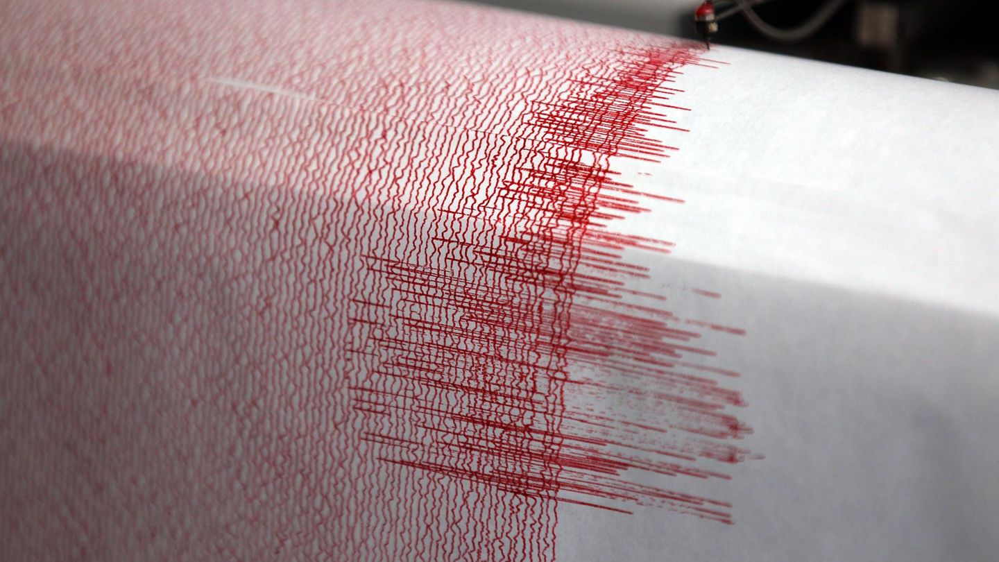 Erdbeben vor Italien: Seismograf zeigt Ausschläge an