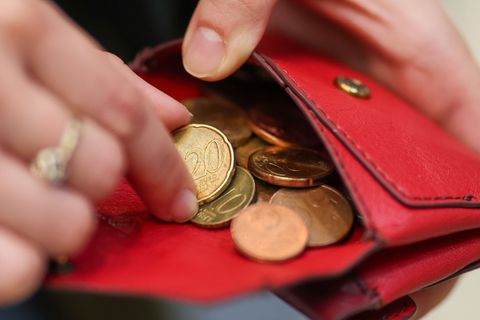 Bericht: Jeder sechste Mensch in Sachsen lebt in Armut. (Symbolbild) Foto: Jan Woitas/dpa