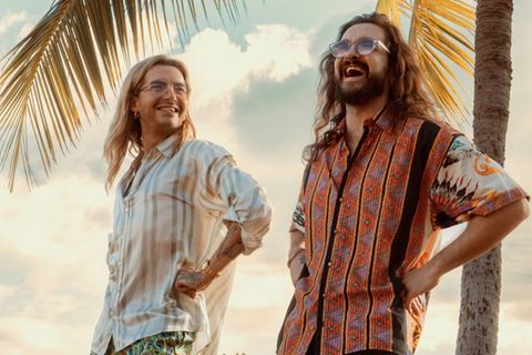 Bill und Tom Kaulitz nehmen ihre Fans in der Netflix-Serie „Kaulitz & Kaulitz“ in ihrem Leben mit.
