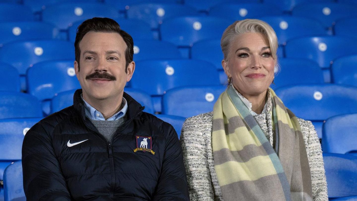 Jason Sudeikis und Hannah Waddingham in „Ted Lasso“