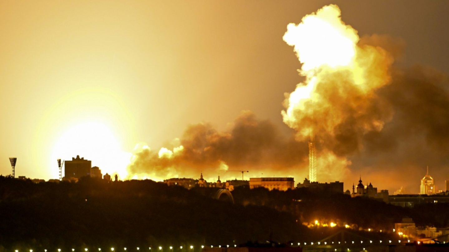 Russische Angriffe auf Kiew