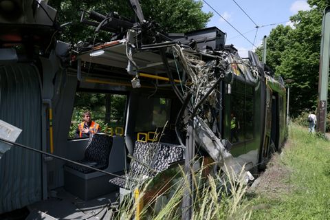 Entgleiste Straßenbahn in Berlin
