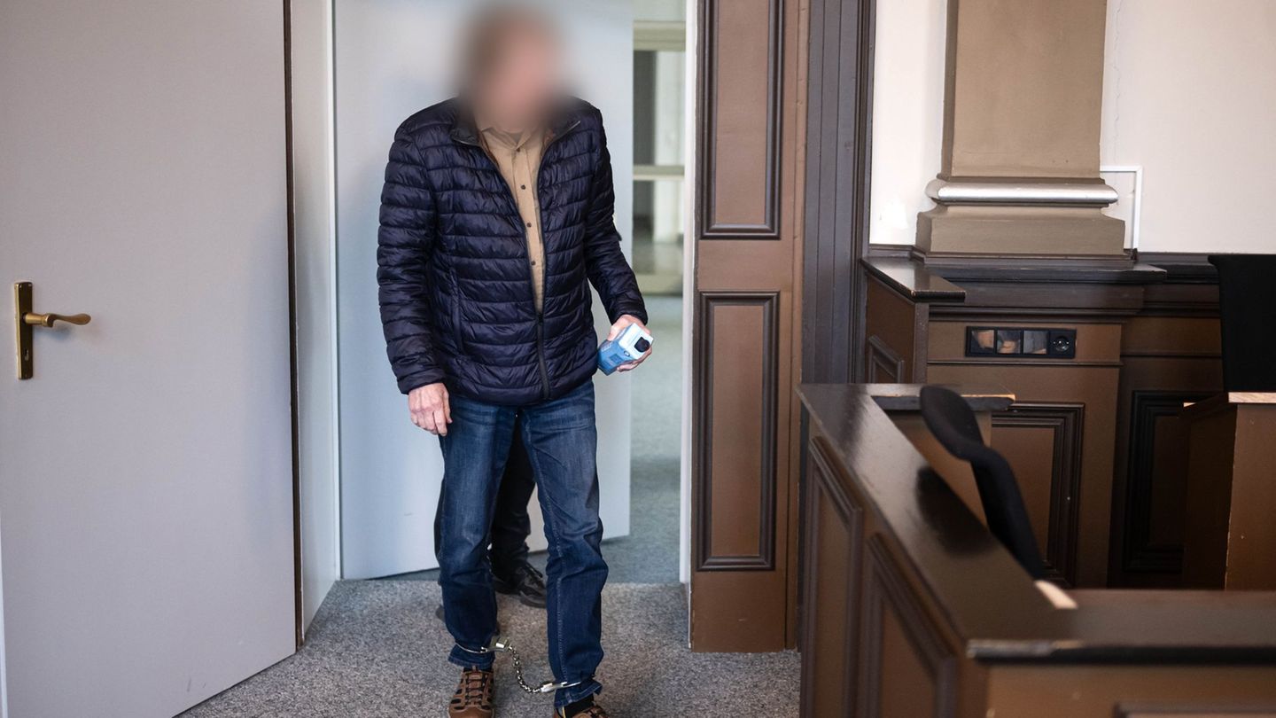Der Mann wurde 2025 bereits wegen sexuellen Missbrauchs von Kindern verurteilt worden. (Archivbild) Foto: Sina Schuldt/dpa