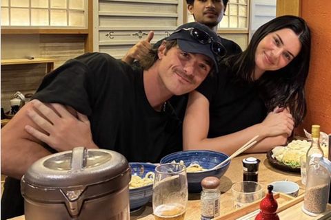 Leute von heute : Jacob Elordi und Kendall Jenner turteln in Japan