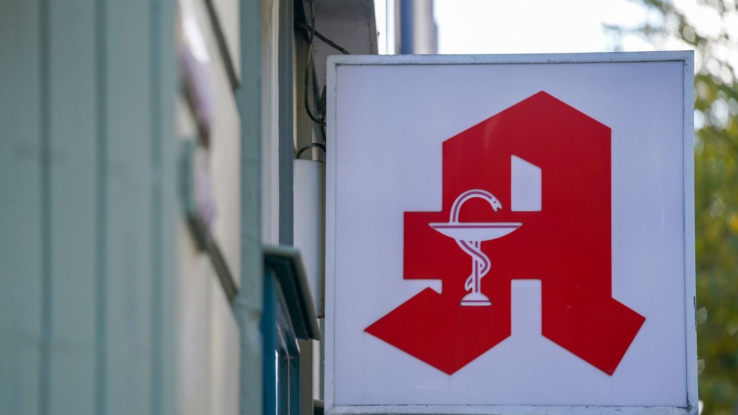 Für die meisten Rheinland-Pfälzer ist der Weg zur nächsten Apotheke nicht allzu weit. (Archivbild) Foto: Marcus Brandt/dpa
