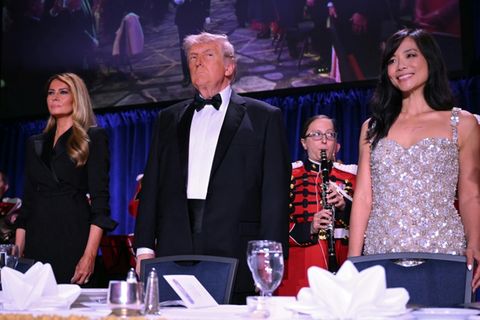 Donald Trump (Mitte) beim Korrespondenten-Dinner im April