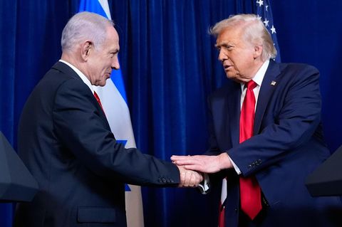 Donald Trump (r.) und Benjamin Netanjahu