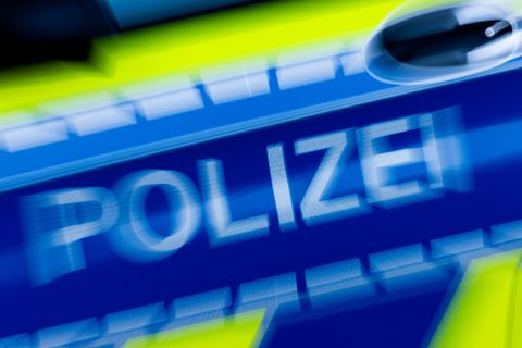Die Polizei ist in Dortmund zu einem Großeinsatz ausgerückt. (Symbolbild) Foto: Rolf Vennenbernd/dpa