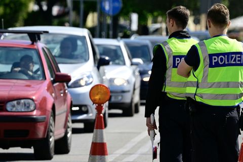 Bundespolizisten an der deutsch-polnischen Grenze