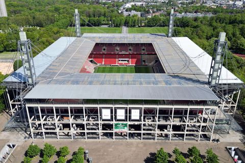 Im Kölner Stadion proben rund 1200 Menschen den Ernstfall. (Archivfoto) Foto: Federico Gambarini/dpa