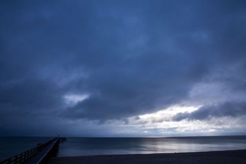 Die Wetteraussichten für den Norden sehen in den kommenden Tagen eher schlecht aus. (Symbolbild) Foto: Jens Büttner/dpa