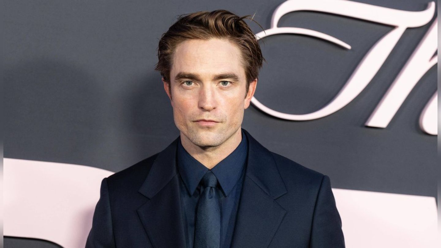Robert Pattinson wehrt sich gegen Kritiker.