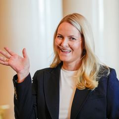 Kronprinzessin Mette-Marit braucht inzwischen immer häufiger ein Sauerstoffgerät. (Archivbild) Foto: Lise Åserud/NTB Pool/dpa