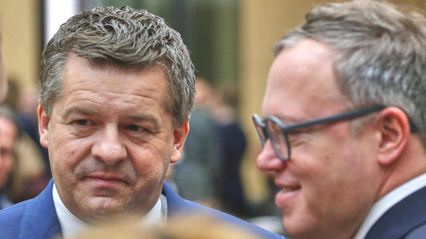 Die CDU-Ministerpräsidenten von Sachsen-Anhalt und Thüringen: Sven Schulze (l.) und Mario Voigt