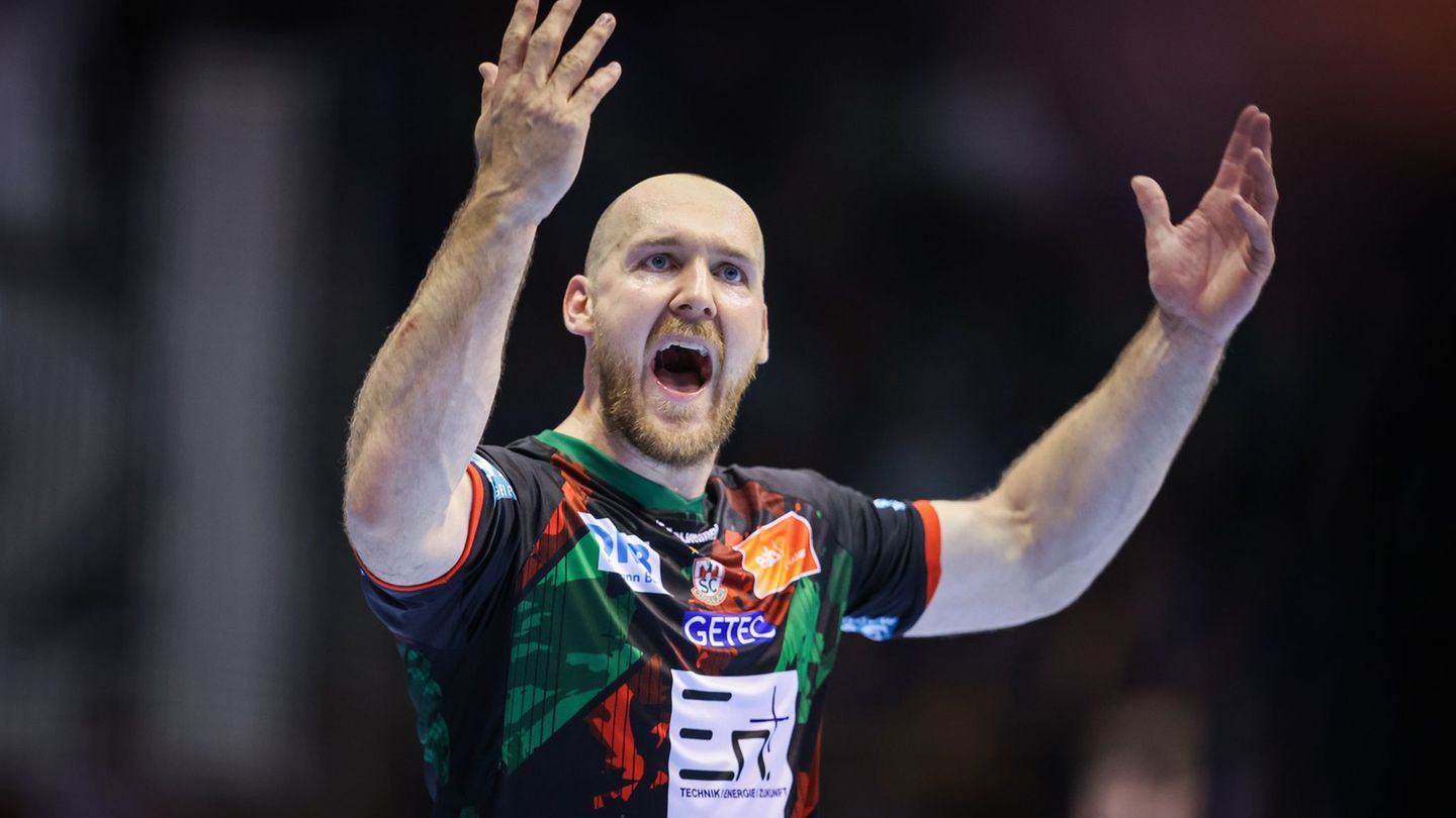 Christian O'Sullivan wird nach dem Gummersbach-Spiel verabschiedet. (Archivbild) Foto: Ronny Hartmann/dpa
