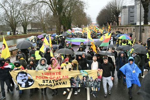 PKK-Demonstration im französischen Straßburg im Februar