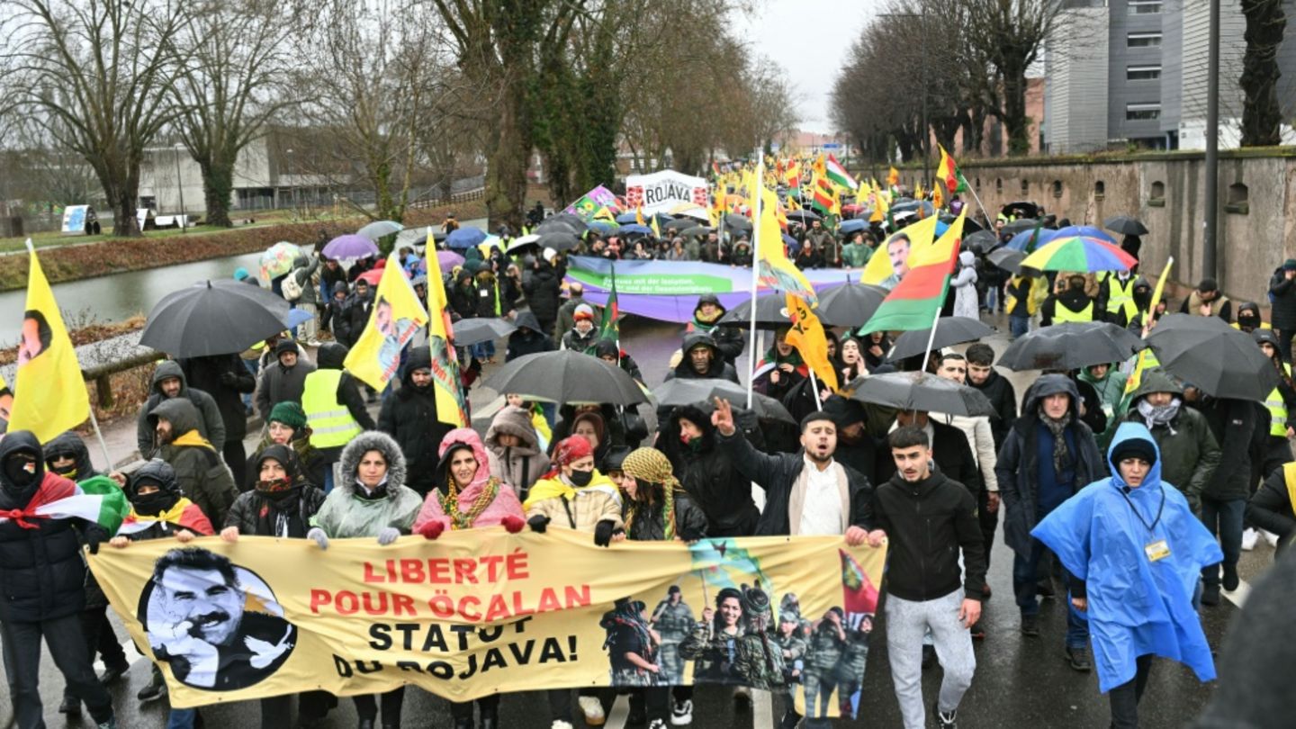 PKK-Demonstration im französischen Straßburg im Februar