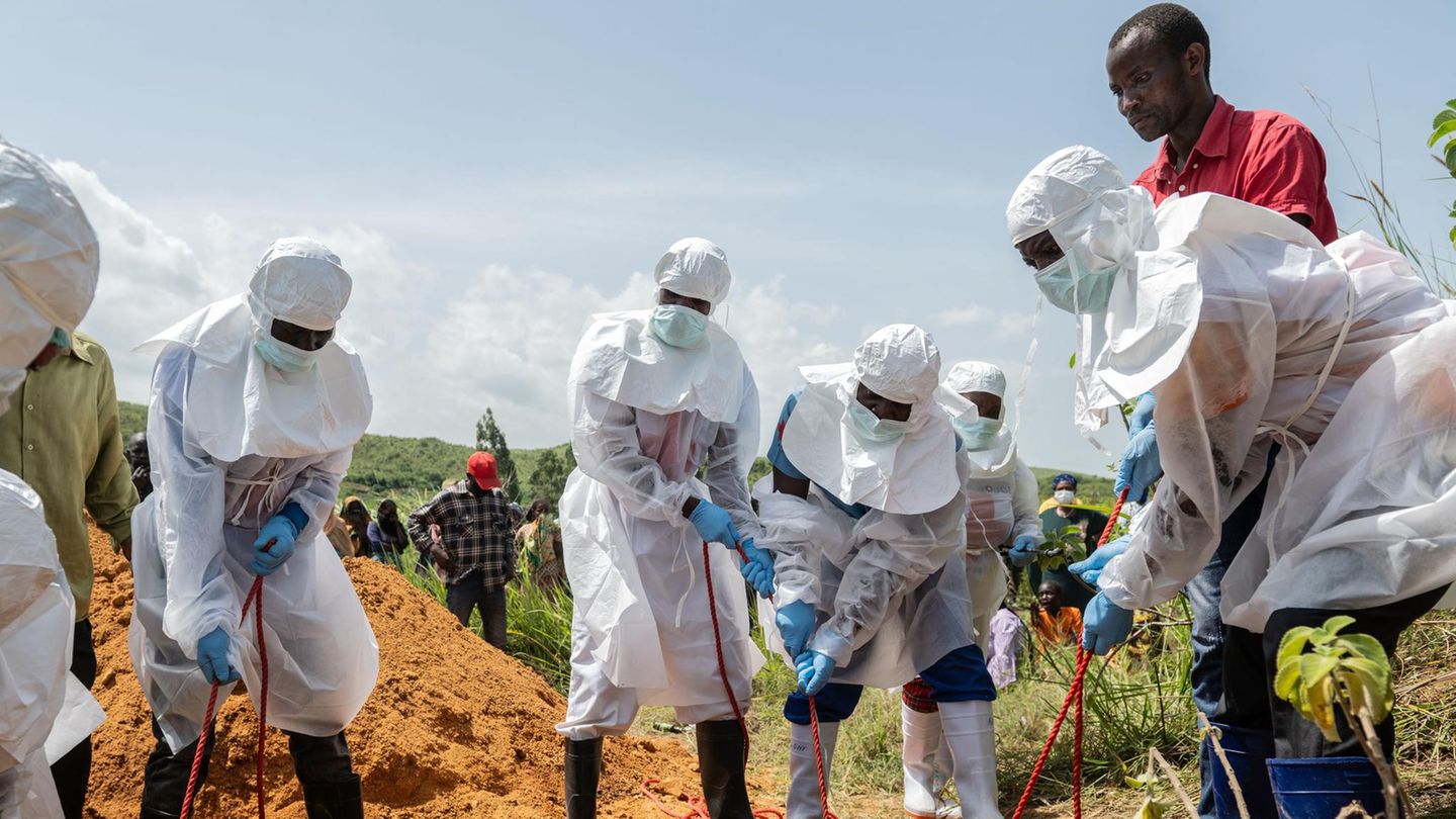 Ebola Beerdigung in den Demokratischen Republik Kongo