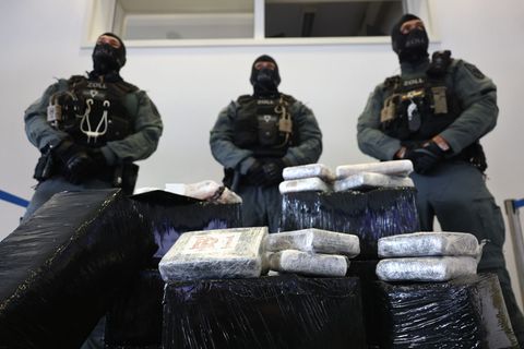 Der deutsche Zoll hat beim Kampf gegen den internationalen Rauschgiftschmuggel Kokain in großen Mengen sichergestellt. Foto: Rol