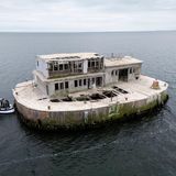 Die ehemalige Militärstation Ostervilm im Greifswalder Bodden vor Rügen