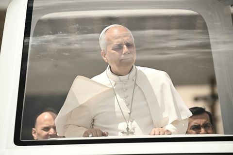 Papst Leo XIV. am Mittwoch im Papamobil