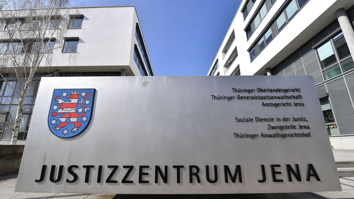 Generalstaatsanwaltschaft erhebt Anklage gegen mutmaßlichen Terroristen (Illustration). Foto: Martin Schutt/dpa-Zentralbild/dpa