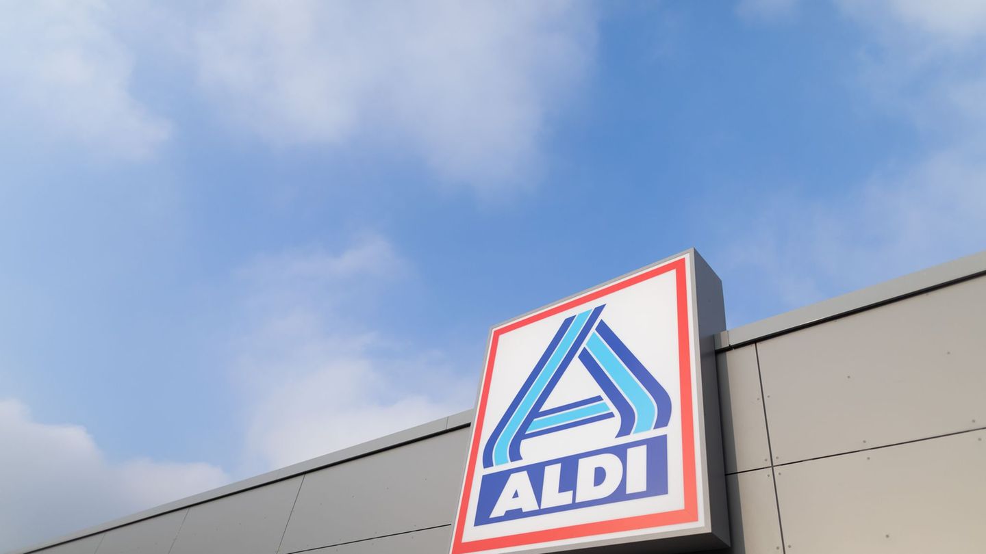Lebensmittel: Gefahr im Gewürzregal? – Rückruf für Basilikum bei Aldi Nord