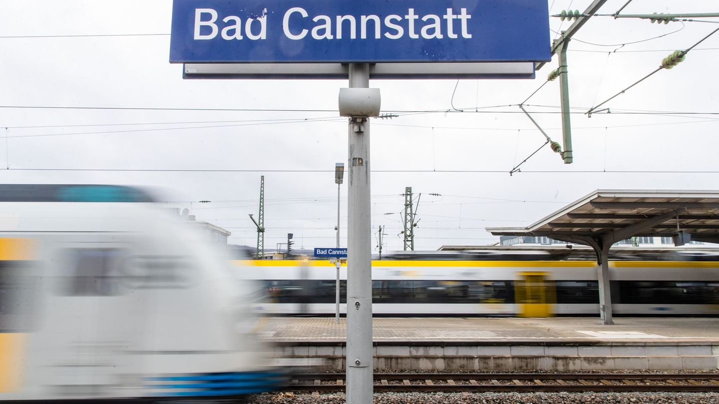 Bei Bad Cannstatt ist es am späten Nachmittag zu einer Signalstörung gekommen. (Symbolbild) Foto: Christoph Schmidt/dpa