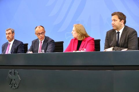 Was die gespenstische Ruhe in der Regierung zu bedeuten hat