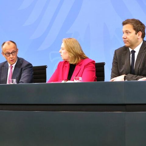 Was die gespenstische Ruhe in der Regierung zu bedeuten hat