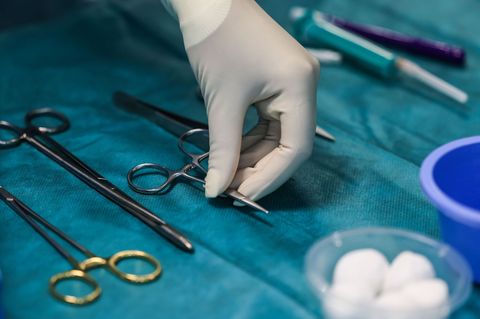 Bei der Techniker Krankenkasse ist die Zahl der Meldungen von möglichen Behandlungsfehlern gestiegen. (Symbolbild) Foto: Oliver