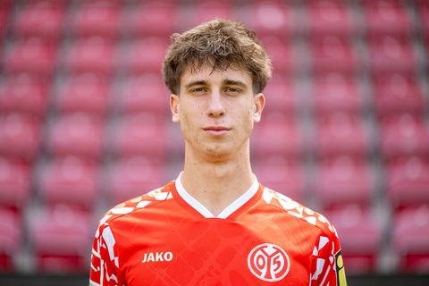 Der Mainzer Kasey Bos wechselt auf Leihbasis nach Rotterdam. (Archivbild) Foto: Torsten Silz/dpa